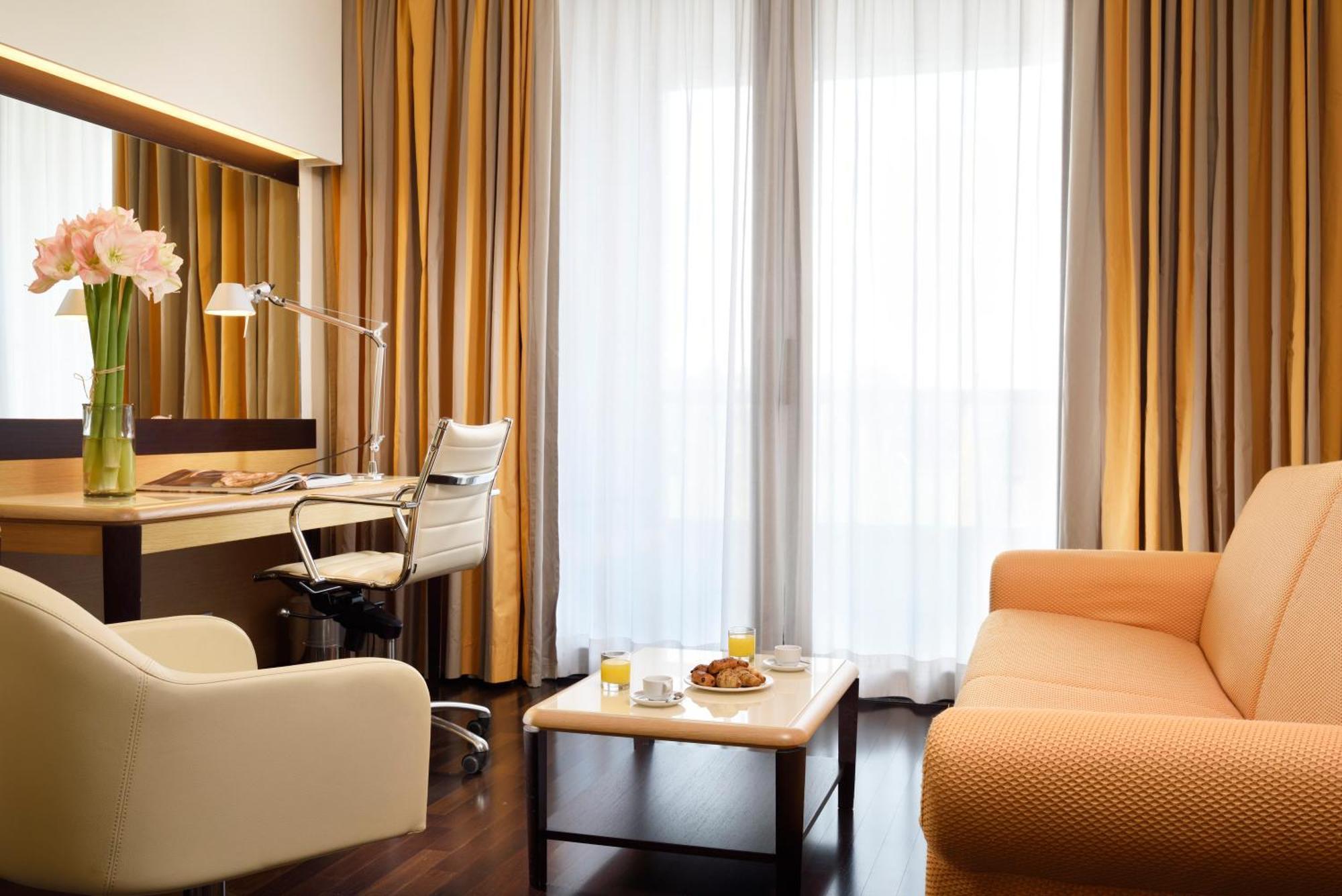 Unahotels Hotel 4*