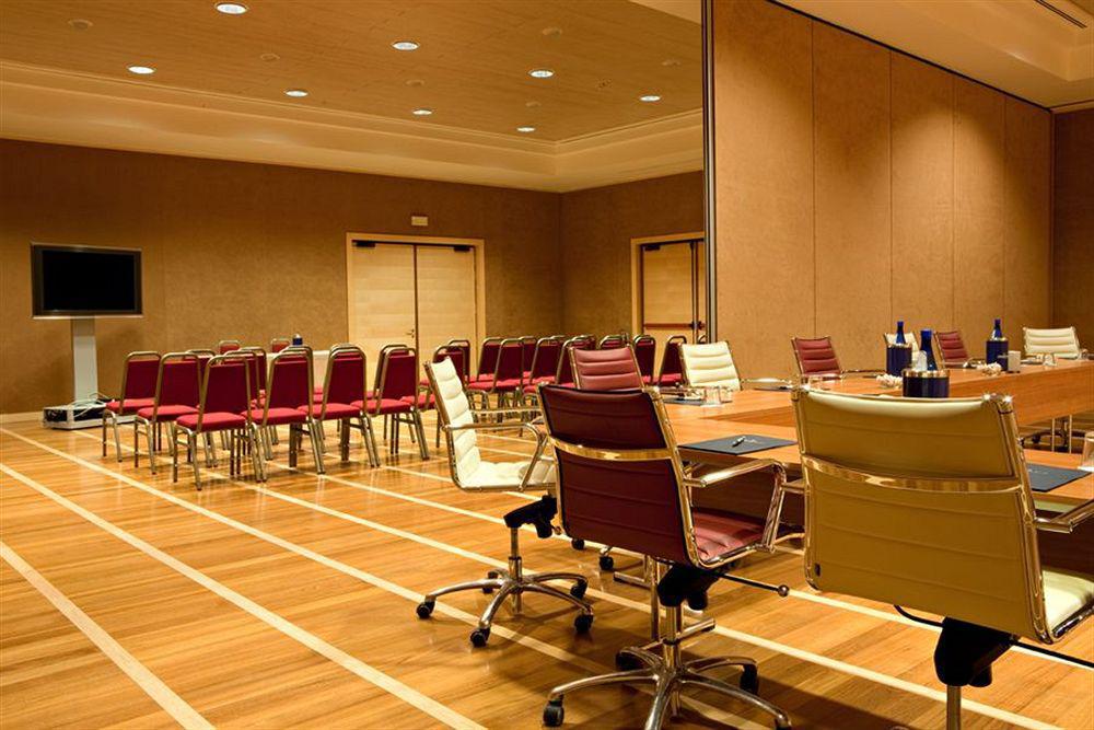 Unahotels Hotel